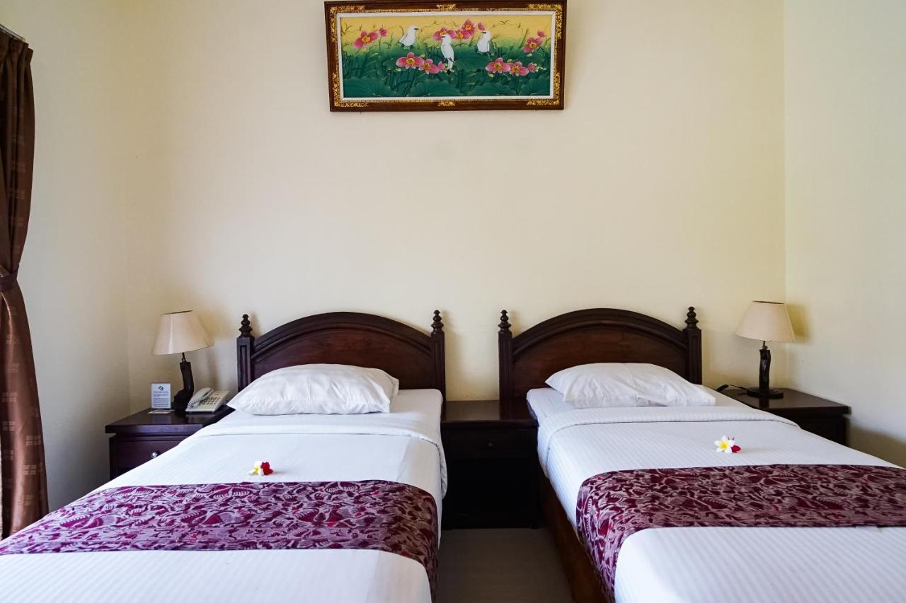 Taman Ayu Legian Hotel Buitenkant foto