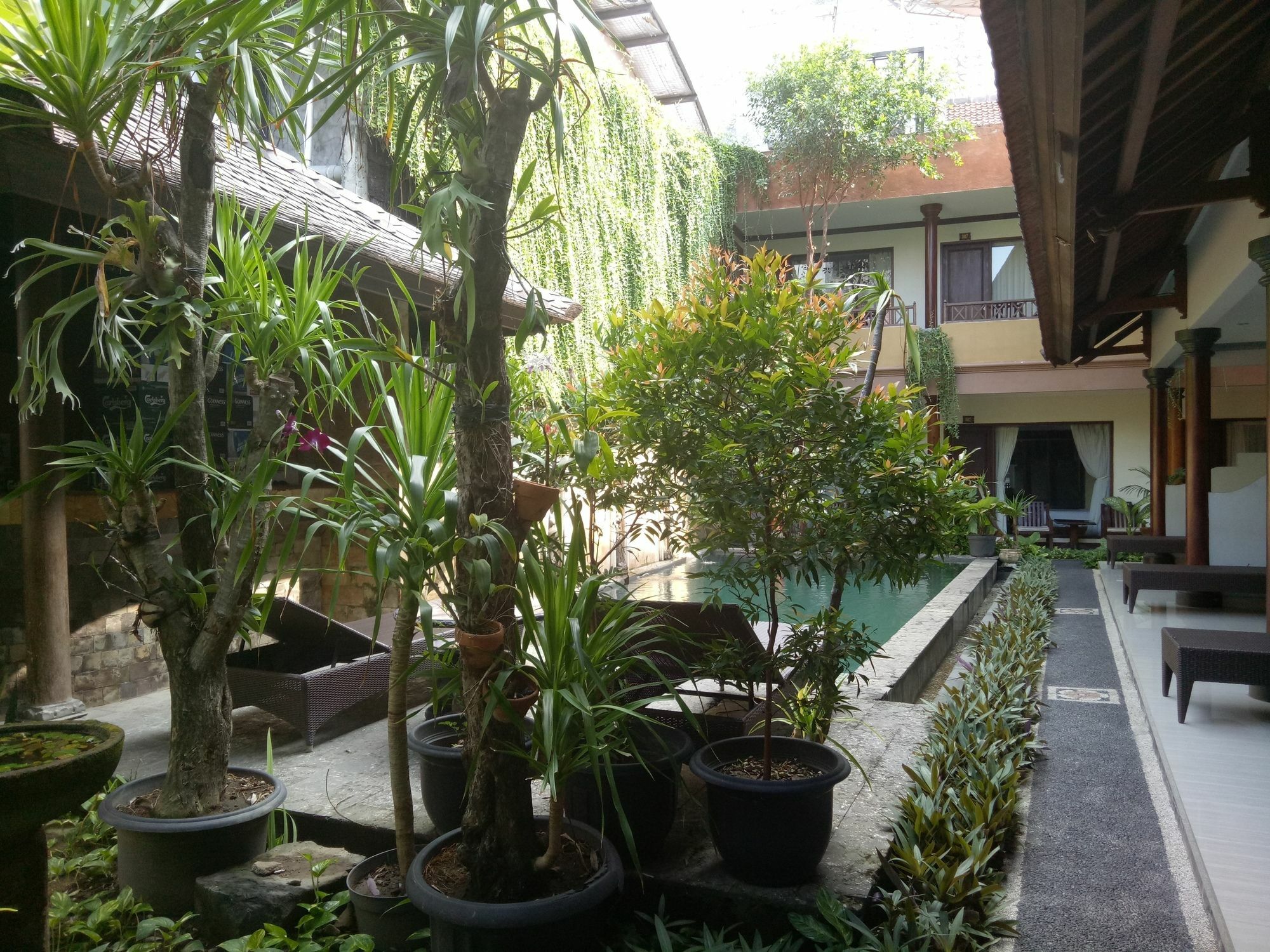 Taman Ayu Legian Hotel Buitenkant foto