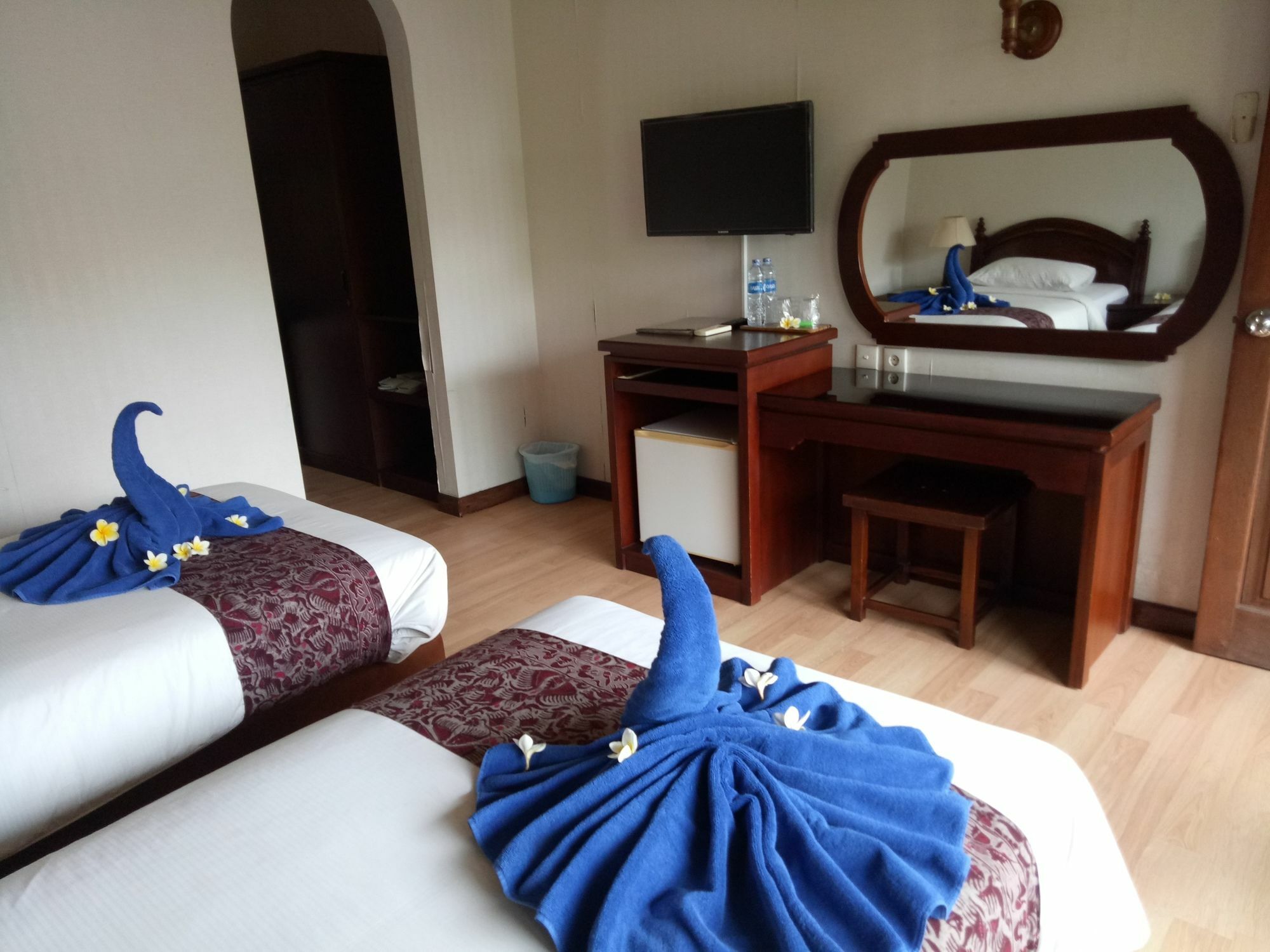 Taman Ayu Legian Hotel Buitenkant foto